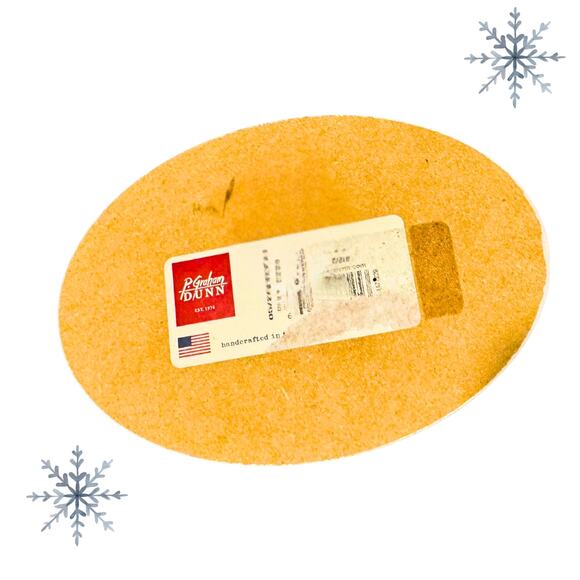 Snowflakes Are Kisses from Heaven Plate | Rae Dunn Cream Decor - Picture 6 of 7